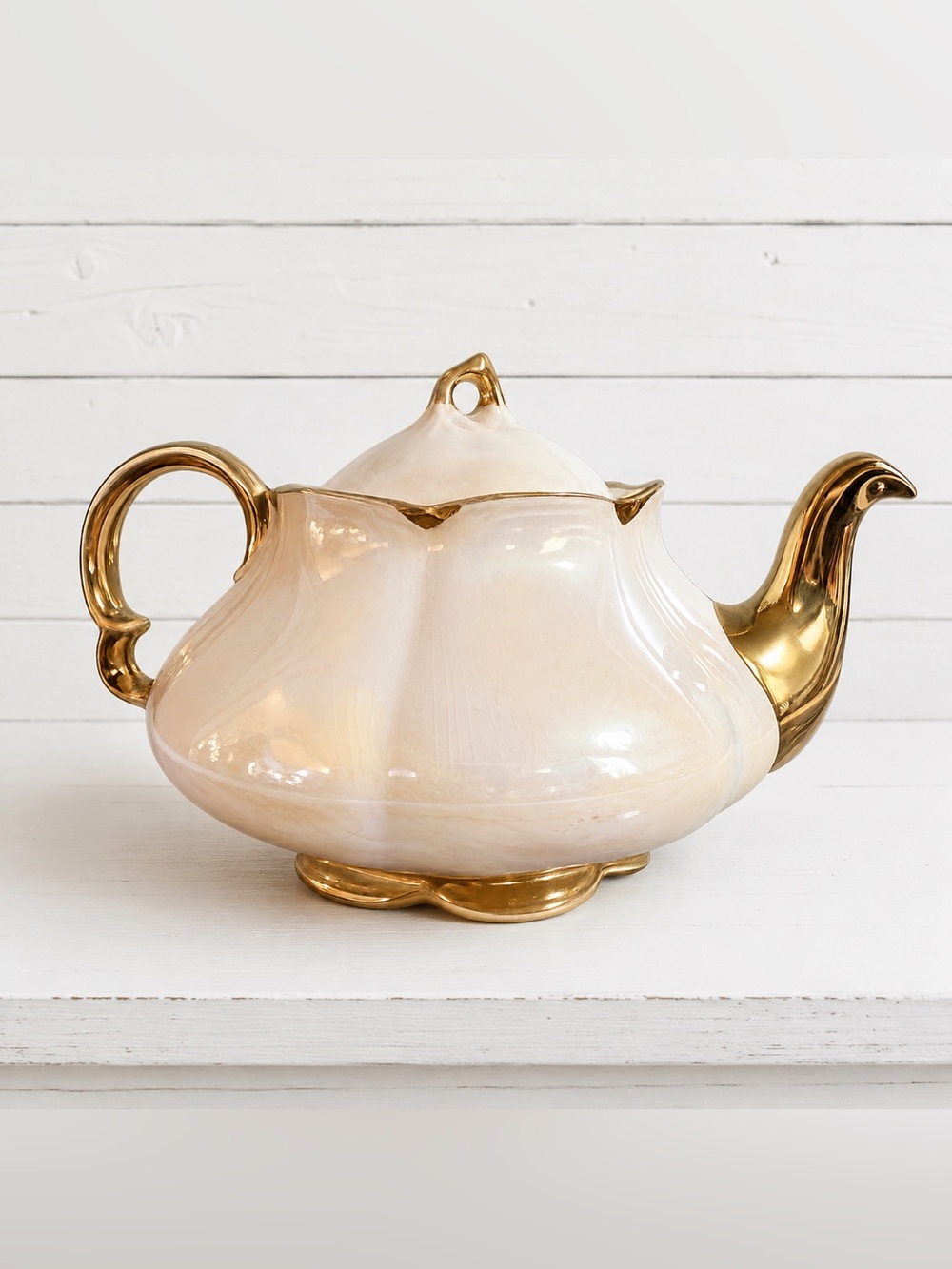 Vintage Elegant Pearl White and Gold Ceramic teapot